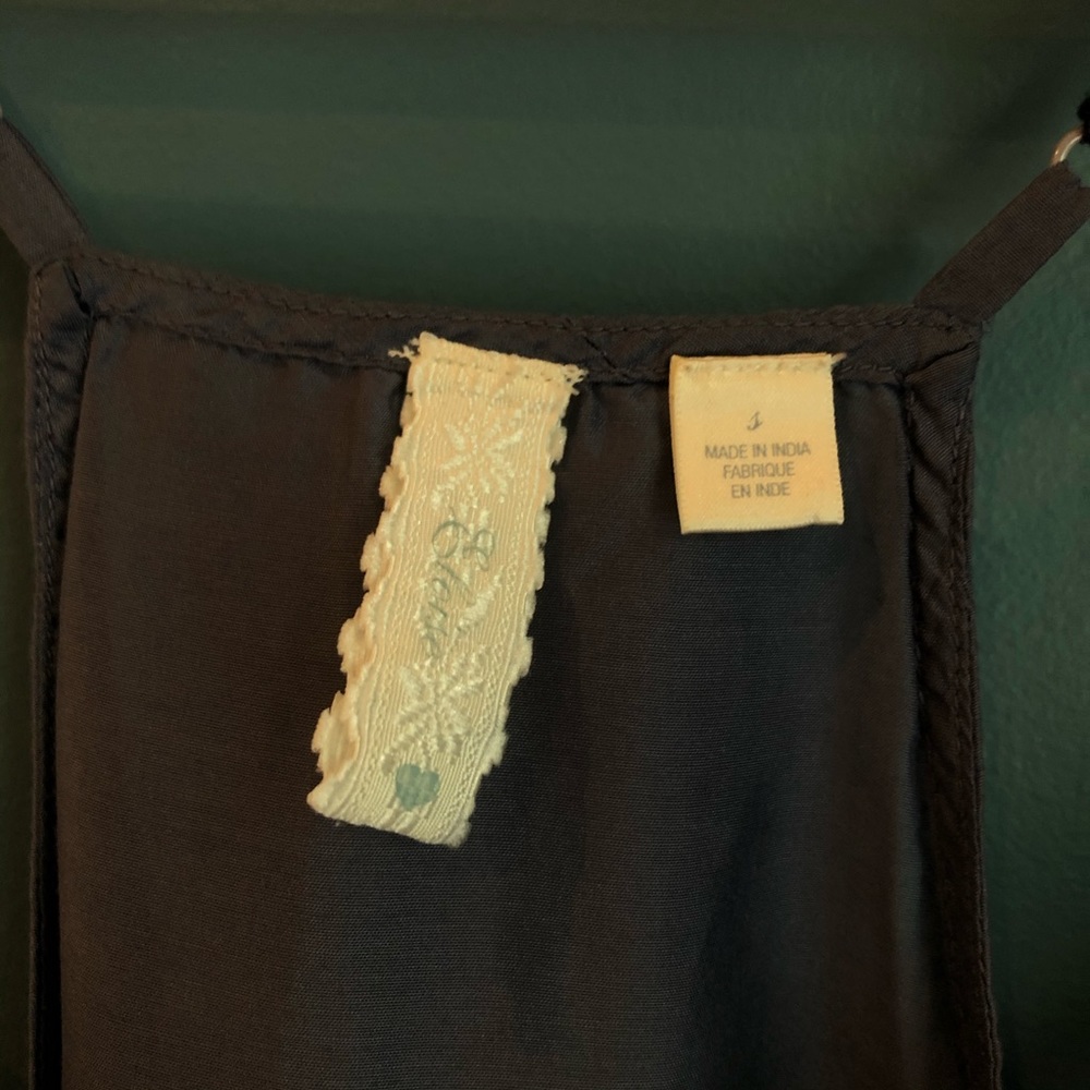 Anthropologie Silk camisole with lace pocket - Picture 5 of 5